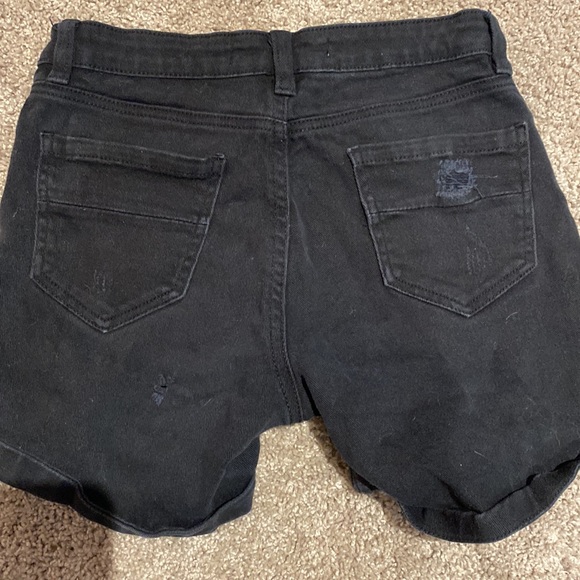 Black jeans shorts - Picture 2 of 2